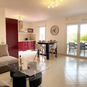 Tres Bel -residence Avec Piscine Sur Le Toit Et Vue Panoramique Appartement